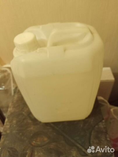 Канистра для воды пластиковая