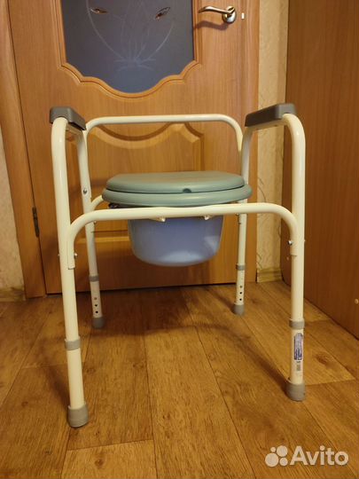 Санитарный стул туалет