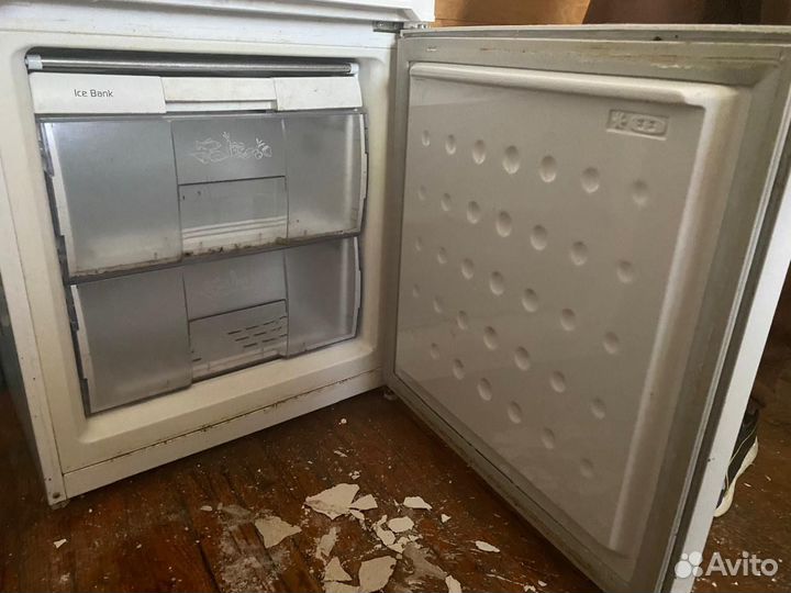 Холодильник Beko 225 литров