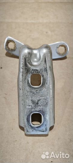 Петли Chevrolet / Cadillac / Daewoo