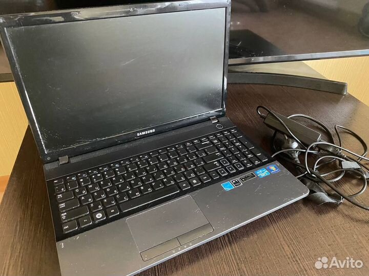 Samsung np300v5a
