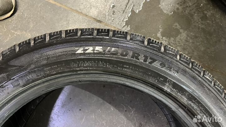 Nokian Tyres Hakkapeliitta R 225/50 R17 94R