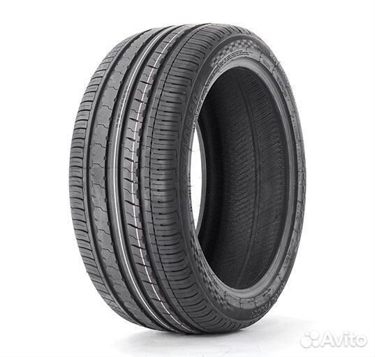 Royal Black Royal Performance 235/40 R18 95W