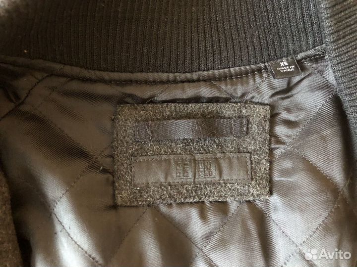 Бомбер uniqlo