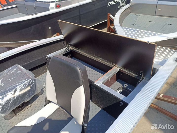 Лодка Триера 390 Fish