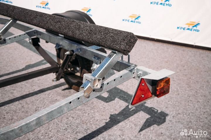 Прицеп для лодки до 4,6 м Волна Кремень