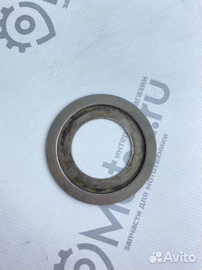 Шайба Урал заднего корпуса двигателя маслоотражате