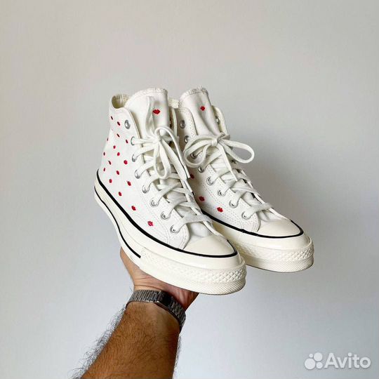 Converse chuck taylor 70 lips high love me