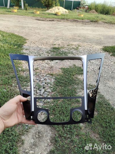 Рамка магнитолы Hyundai Sonata 6