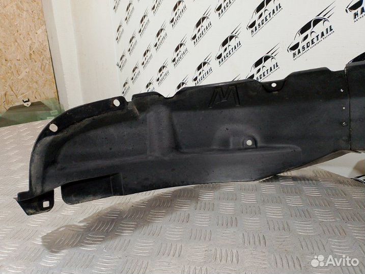 Подкрылок передний правый Hyundai Tucson JM 2.0