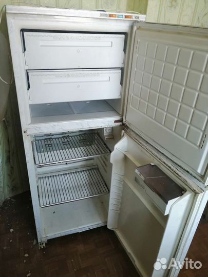 Холодильник бирюса бу