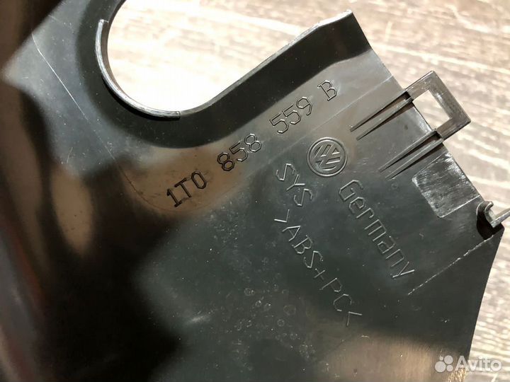 Обшивка рулевой колонки Touran 1T0