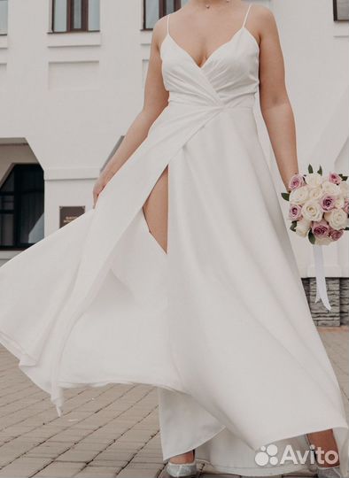 Свадебное платье в пол, с высокой талией