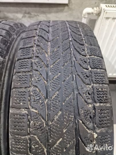 Bfgoodrich Winter Slalom 215/70 R16