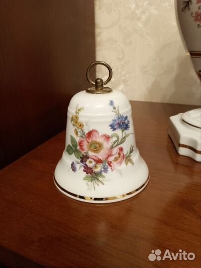 Колокольчик,фарфор. Германия, заводной с мелодией