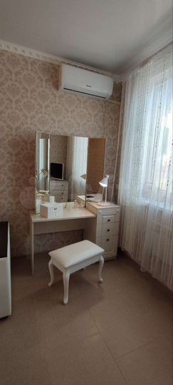 2-к. квартира, 55 м², 3/4 эт.