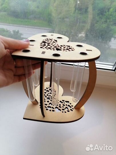 Необычная ваза для цветов