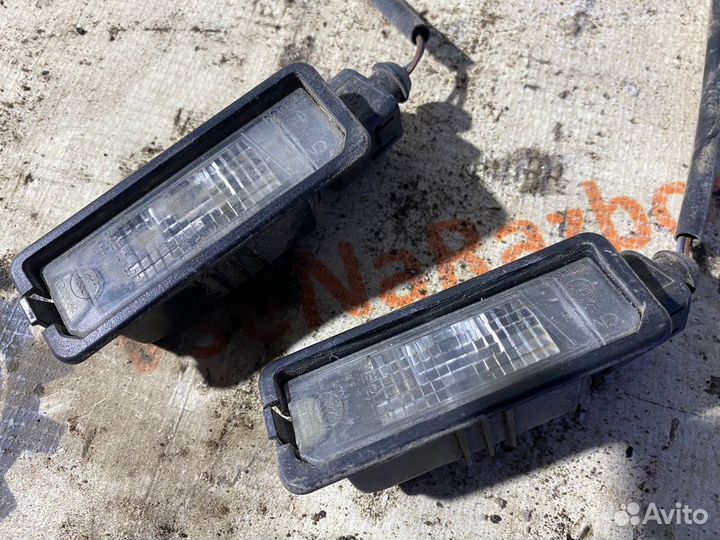 Плафон подсветки номера VW Polo 1.4