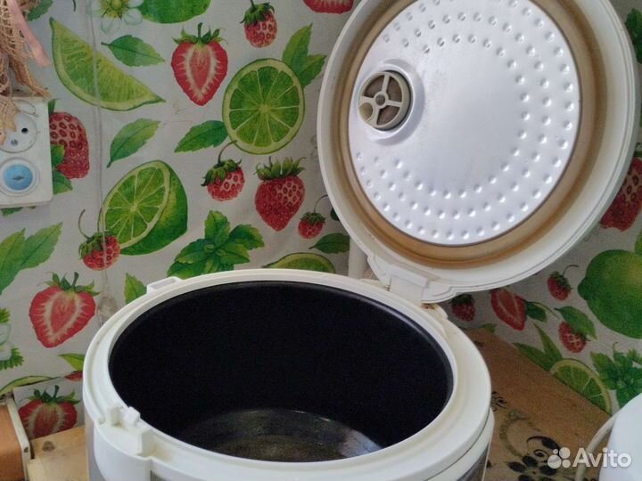 Мультиварка рабочая