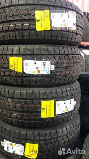 Roadmarch Snowrover 868 275/40 R20 и 315/35 R20 106H