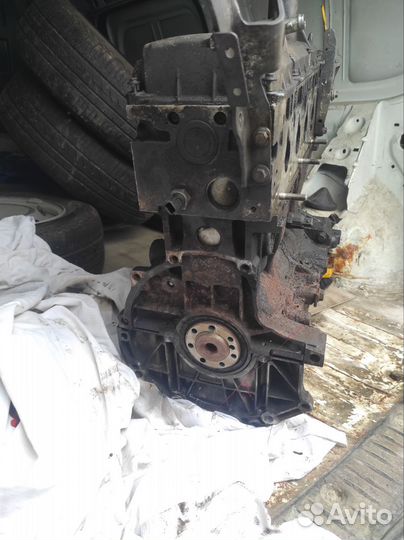 Двигатель на к7м на Лада ларгус 8 клапанный 1.6