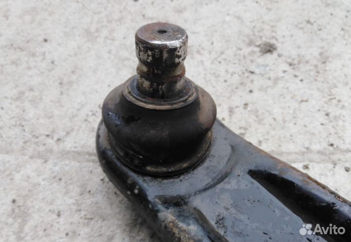 Outlander XL Рычаг RH Передний C-Crosser пежо 4008