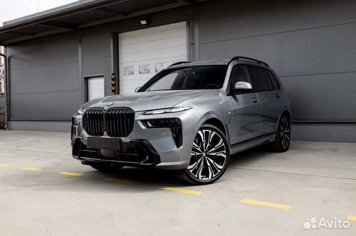 BMW X7 3.0 AT, 2024, 1 км