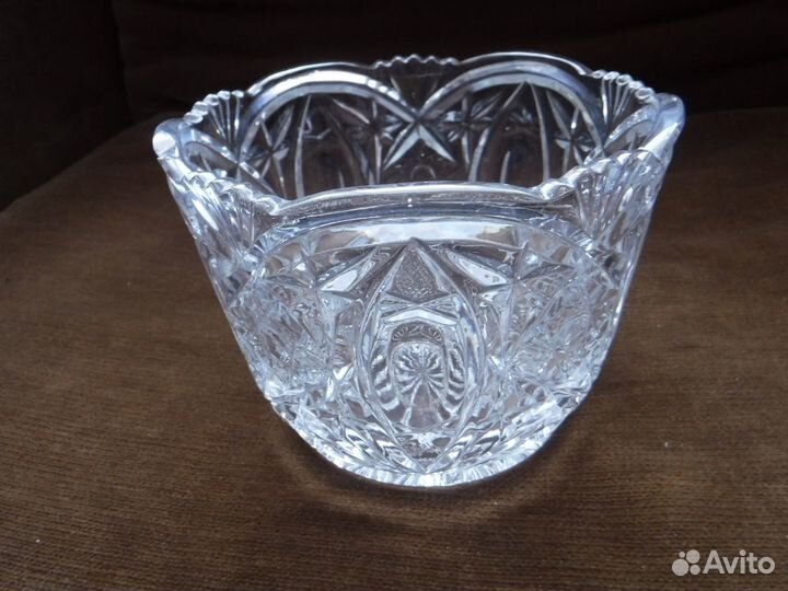 Ваза хрустальная