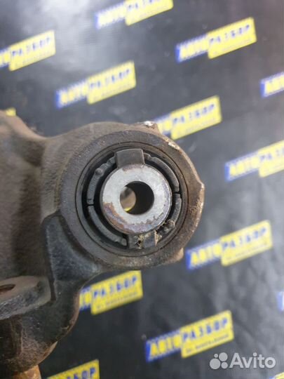 Цапфа правая Mazda 6