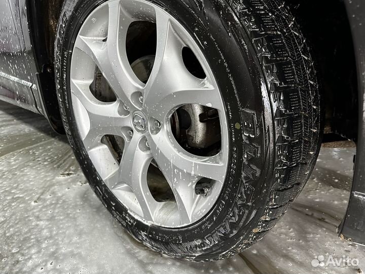 Bridgestone Blizzak DM-V1 235/55 R19