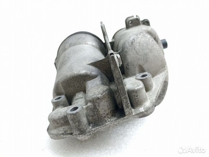 Корпус масляного фильтра Volvo Xc70 3 2.4 D5244T4