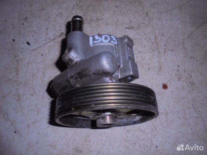 Насос гидроусилителя Renault Megane 1