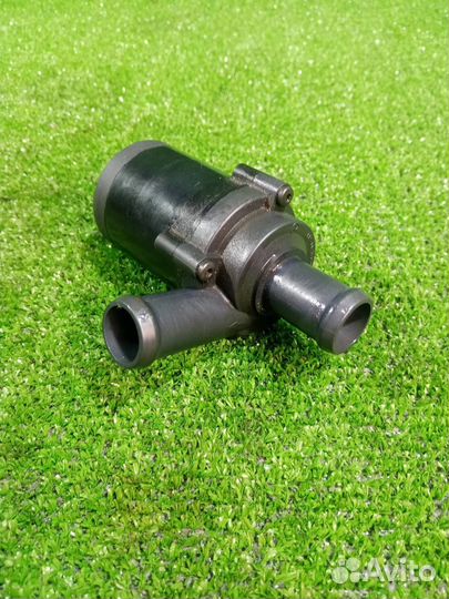 Помпа печки Volkswagen Golf 5 BLG 1.4 2008