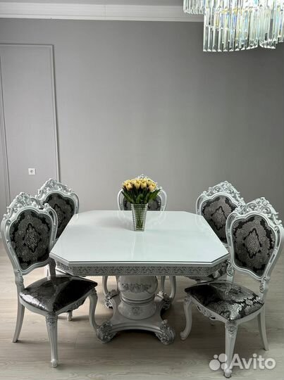 Столы и стулья для кухни. В наличии