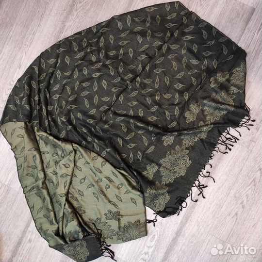 Палантин большой зеленый