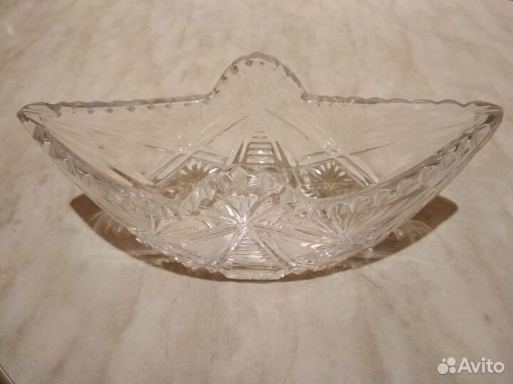 Ваза хрустальная