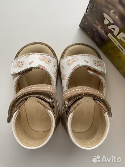 Детские сандалии на лето