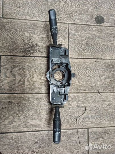 Переключатель подрулевой (стрекоза) Peugeot 206