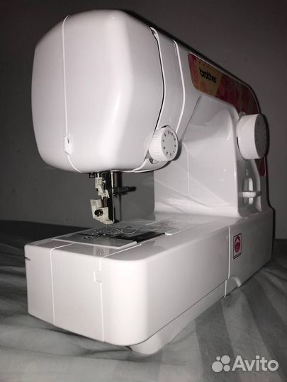 Швейная машина Brother Artwork22N