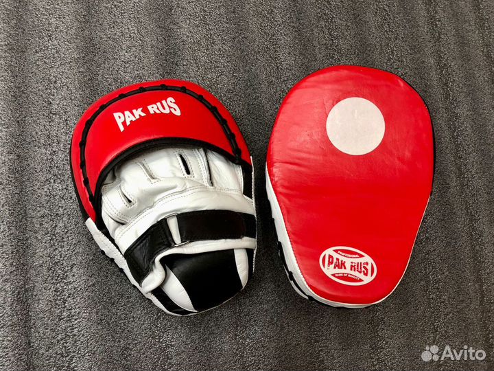 Боксерские лапы кожаные