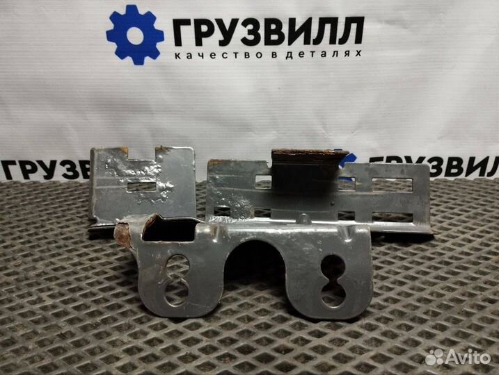 Кронштейн (крепление) Volvo FH4 21816510