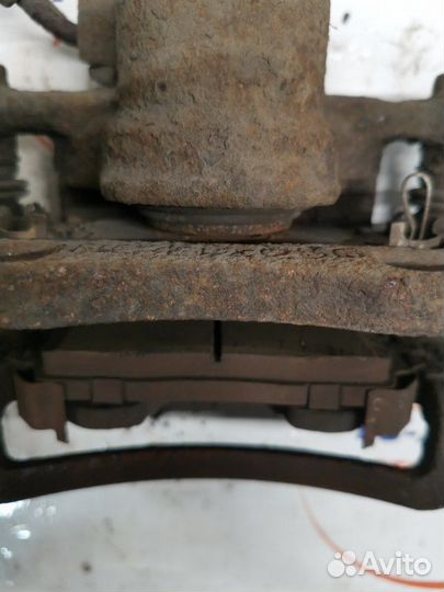 Суппорт тормозной задний Opel Antara 2.2 дизель