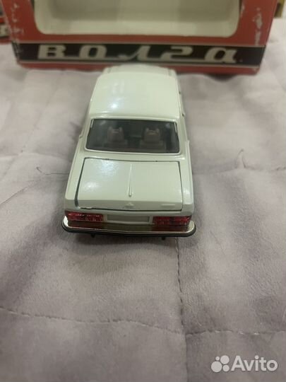 Модель 1:43 СССР Волга-3102