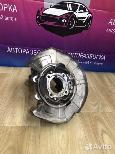 Кулак задний правый BMW X5 E70