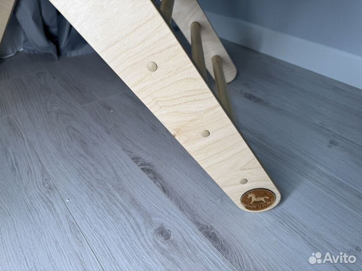 Треугольник пиклера с горкой Wood u Play