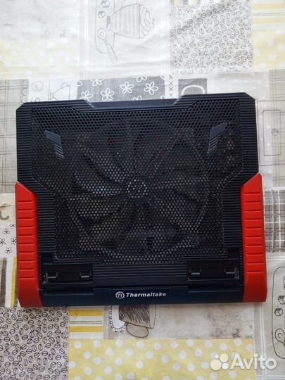 Подставка с охлаждением для ноутбука