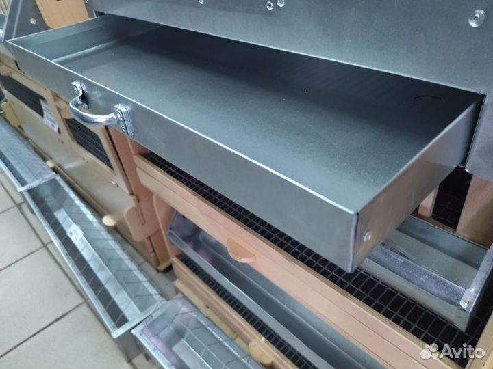 Поддоны (лотки) для клеток для живoтных