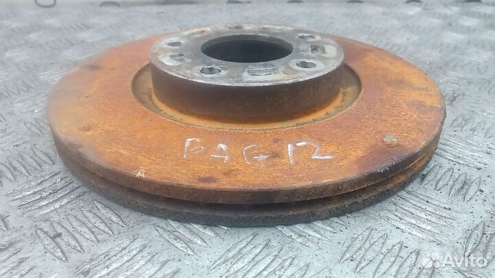 Диск тормозной задний на Фольксваген Т4