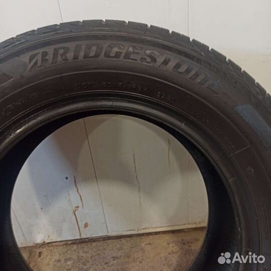 Bridgestone Turanza T001 225/60 R16