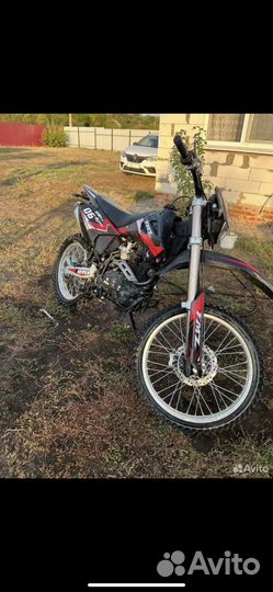 Полноценный эндуро кроссовый мотоцикл XGZ300GY